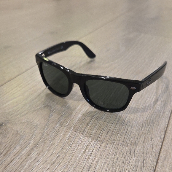 Ray Ban RJ9035-S - Picture 1 of 5